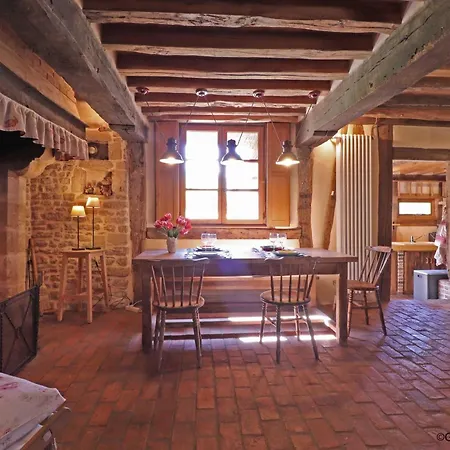 Chaumiere Typique Avec Jardin, Animaux Admis, Wifi Inclus - Fr-1-497-202 Ferienhaus