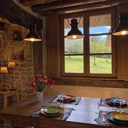 Chaumiere Typique Avec Cheminee Et Jardin, Animaux Acceptes - Fr-1-497-202 Летний дом Saint-Evroult-de-Montfort